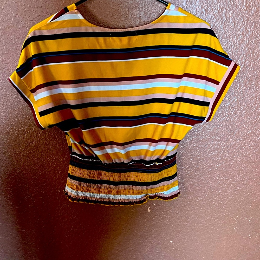 Cropped shirt